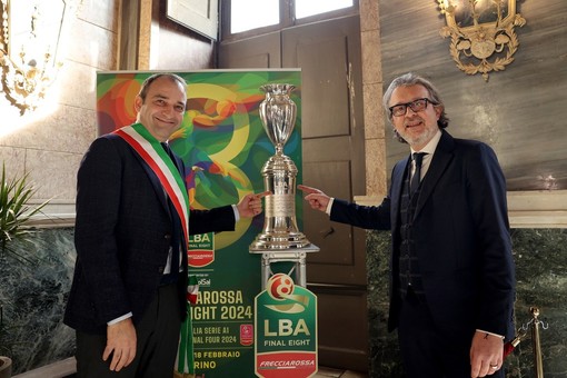 Il trofeo delle Frecciarossa Final Eight di Coppa Italia