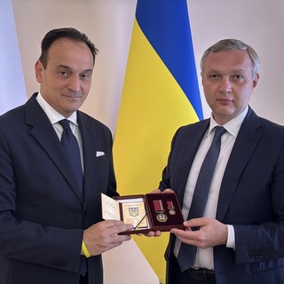Il governatore Cirio insignito da Zelensky per il suo impegno a favore del popolo ucraino