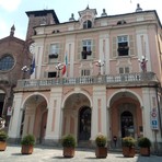 Una immagine del palazzo comunale di Moncalieri