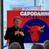 I cantieri “spostano” il Capodanno al chiuso: Torino fa il conto alla rovescia all’Inalpi Arena (e al Regio) I cantieri “spostano” il Capodanno al chiuso: Torino fa il conto alla rovescia all’Inalpi Arena (e al Regio)