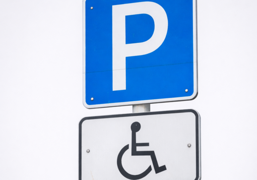 Permessi per disabili, a Chieri ritirati 22 contrassegni e comminate 101 sanzioni