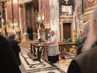 Si è tenuta nel pomeriggio di oggi la camera ardente del monsignor Nosiglia