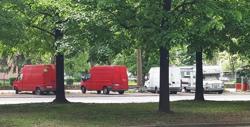 Le occupazioni dei rom nel mirino del consigliere Angelino (Fdi): "Risposte non sufficienti"