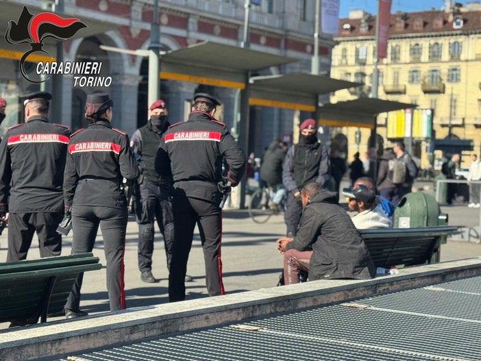 Controlli nella zona di Porta Nuova, raffica di arresti e denunce Controlli nella zona di Porta Nuova, raffica di arresti e denunce