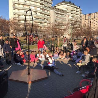 Torna il Carnevale di Aurora: oggi pomeriggio il quartiere si colorerà con 400 bambini e ragazzi delle scuole