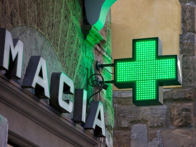 Farmaci e caldo estivo: la guida di Federfarma Torino per proteggere le terapie