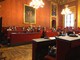 Il Consiglio comunale di Torino, sala rossa con consiglieri
