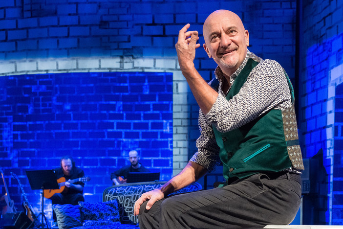Claudio Bisio, dal 5 all'8 febbraio al teatro Colosseo Claudio Bisio, dal 5 all'8 febbraio al teatro Colosseo