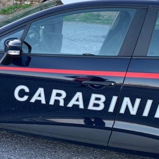Rivoli, 36enne uccide la moglie davanti alla figlioletta e si suicida: il movente potrebbe essere la gelosia. I vicini: &quot;Litigavano&quot;