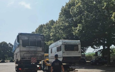 Controlli al parco Ruffini: sequestrati un camper e una roulotte