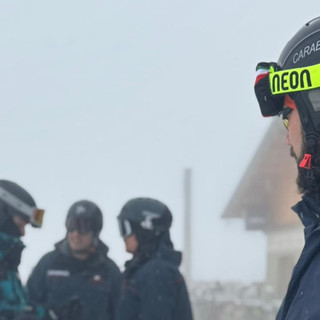Senza casco in pista a Sestriere e Bardonecchia: pioggia di sanzioni nel weekend