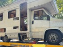 Rimosso uno dei camper abbandonati di strada del Drosso Rimosso uno dei camper abbandonati di strada del Drosso