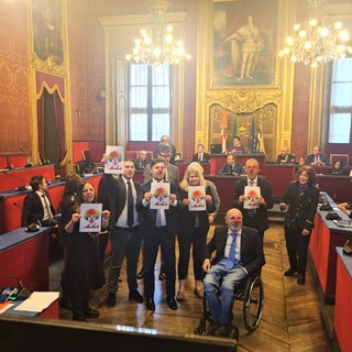 Sopralluogo Askatasuna, in Sala Rossa la destra contesta Lo Russo: "Vergogna" [VIDEO]