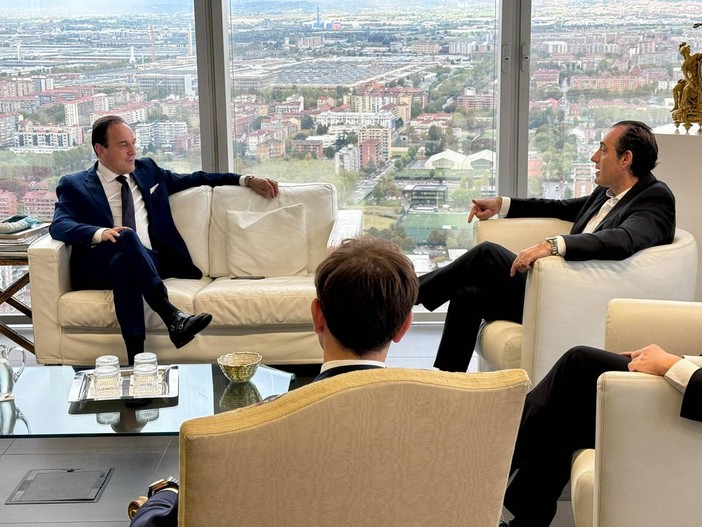 L'incontro tra Alberto Cirio e Antonio Filosa L'incontro tra Alberto Cirio e Antonio Filosa