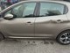 Auto danneggiate dai cassonetti spostati dal vento