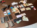 In casa nascondeva cocaina e oltre 47mila euro: in manette 39enne a Giaveno In casa nascondeva cocaina e oltre 47mila euro: in manette 39enne a Giaveno