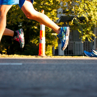 Stamattina si corre la Tuttadritta: ecco come cambia la viabilità