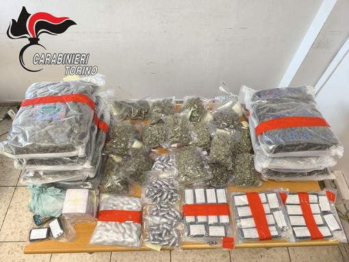 Colpo grosso a Rivarolo: i Carabinieri sequestrano 18 chili di hashish e marijuana