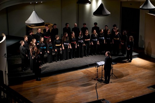 Rivoli celebra l’80° della Liberazione con il concerto “R-esistenza” del Coro G