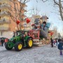 Carri, coriandoli, festa e famiglie: la due giorni del Carnevale ha colorato Beinasco