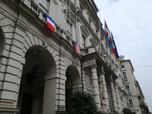 Patto tra Comune di Torino e Città Metropolitana per una gestione amministrativa integrata Patto tra Comune di Torino e Città Metropolitana per una gestione amministrativa integrata