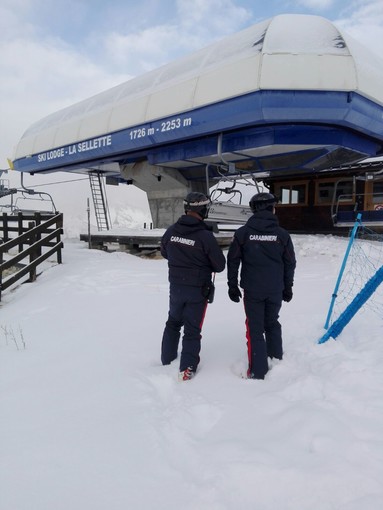 Inizia la stagione sciistica: i carabinieri pronti a operare sulle piste (FOTO e VIDEO)