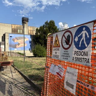 Partono i lavori nella sede della Circoscrizione 8: resterà chiusa un anno