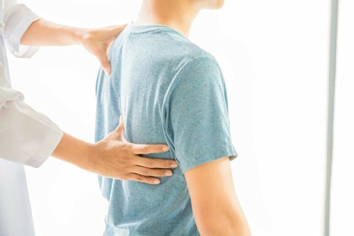 Realtà aumentata: la nuova frontiera per la chirurgia spinale