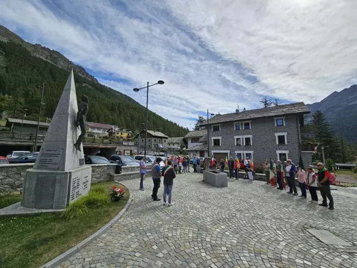 Ceresole Reale, un pannello sul Sentiero Titala per non dimenticare la Resistenza in Valle d’Orco Ceresole Reale, un pannello sul Sentiero Titala per non dimenticare la Resistenza in Valle d’Orco