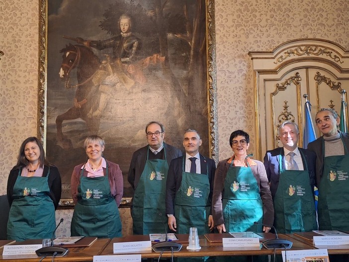 Chieri si mette a tavola: torna la Fiera di San Martino Chieri si mette a tavola: torna la Fiera di San Martino