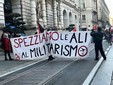 Corteo antimilitarista davanti al Comune di Torino