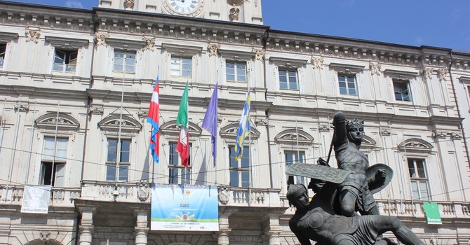 Comune Torino, sindacati sulle barricate: "Mancano 1.200 persone"