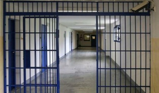 Droga trovata durante un colloquio al carcere di Torino