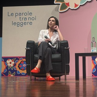 Cecilia Sala grande protagonista del sabato al Salone del Libro