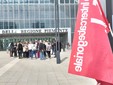 Protesta dei lavoratori davanti al Grattacielo della Regione Protesta dei lavoratori davanti al Grattacielo della Regione