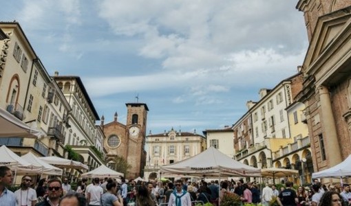 Foto d'archivio del centro storico di Moncalieri Foto d'archivio del centro storico di Moncalieri