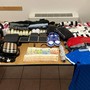 La merce scoperta dopo un controllo dei carabinieri di San Salvario La merce scoperta dopo un controllo dei carabinieri di San Salvario