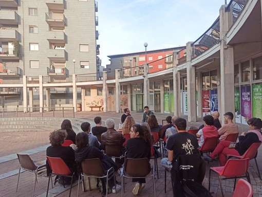 Tutto il mondo fa festa alla Cartiera di San Donato con musica, balli e cucina etnica