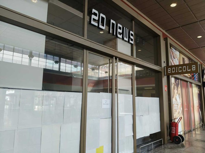 Da mesi ormai è chiusa l'edicola di Porta Nuova