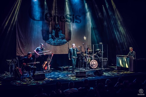 Con un concerto-tributo ai Genesis al via la stagione del Teatro Superga