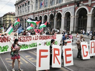 Corteo per Gaza a Torino