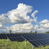Un campo di fotovoltaico nel Torinese realizzato da Coesa Un campo di fotovoltaico nel Torinese realizzato da Coesa
