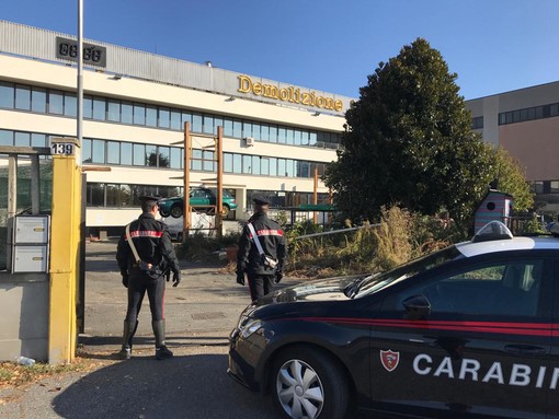Cannibalizzavano fabbriche in disuso, i carabinieri di Rivoli arrestano tre romeni predatori di rame