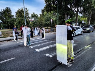La ciclabile umana in corso Casale La ciclabile umana in corso Casale