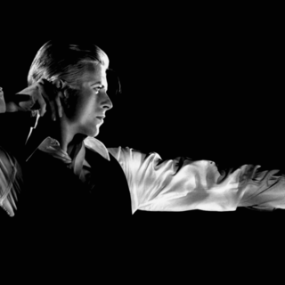 David Bowie: allo Spazio Musa gli scatti che raccontano l’artista attraverso lo sguardo del fratello Terry Burns