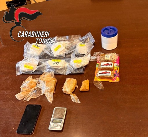 I carabinieri hanno arrestato 5 persone per droga nelle scorse ore