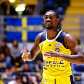 donte thomas - reale mutua basket