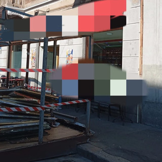 Rimosso l’ultimo dehors abusivo in Barriera: “Lo aspettavamo da anni”