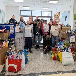 Tante le uova donate ai ragazzi di Regina Margherita