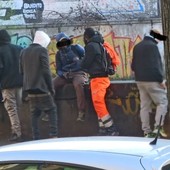 Si affaccia la primavera e sulle sponde della Dora torna il degrado